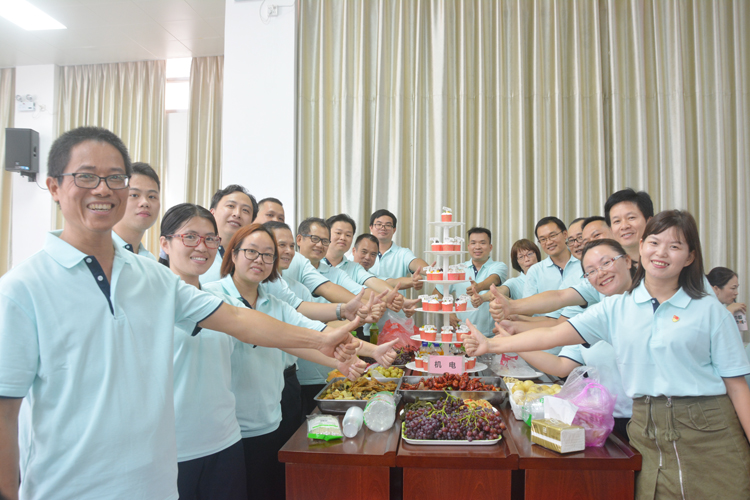 立德树人奋进担当，倾情职教欢度节日——学校举办第37个教师节庆祝活动