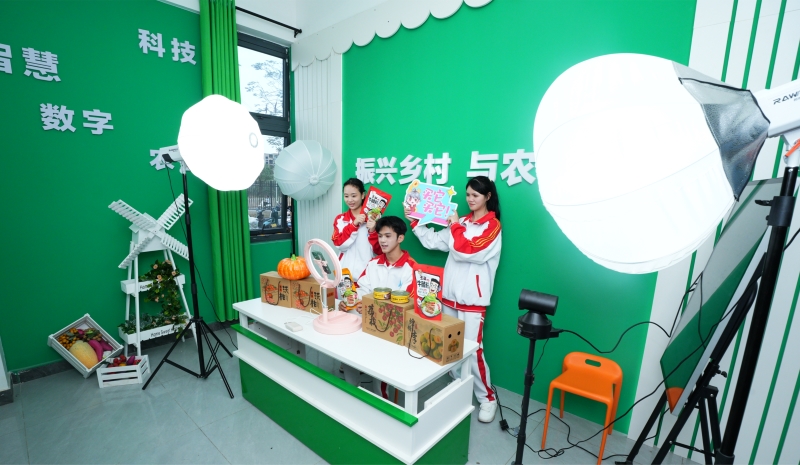 电子商务（含直播、物流、市场营销）