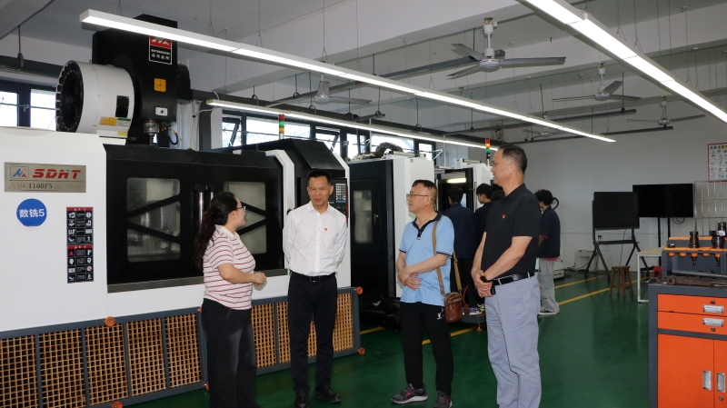 以审促建谋发展 以改促优谱新篇——自治区供销合作联社领导莅临我校开展内部审计调研工作